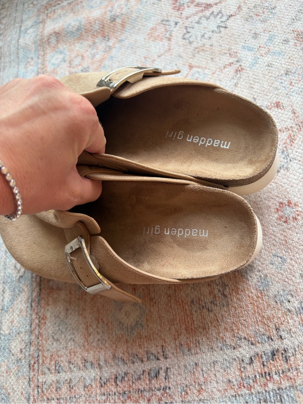 8.5 • Madden Girl cutie pie women's platform slip-on clogs - Picture 3 of 7
